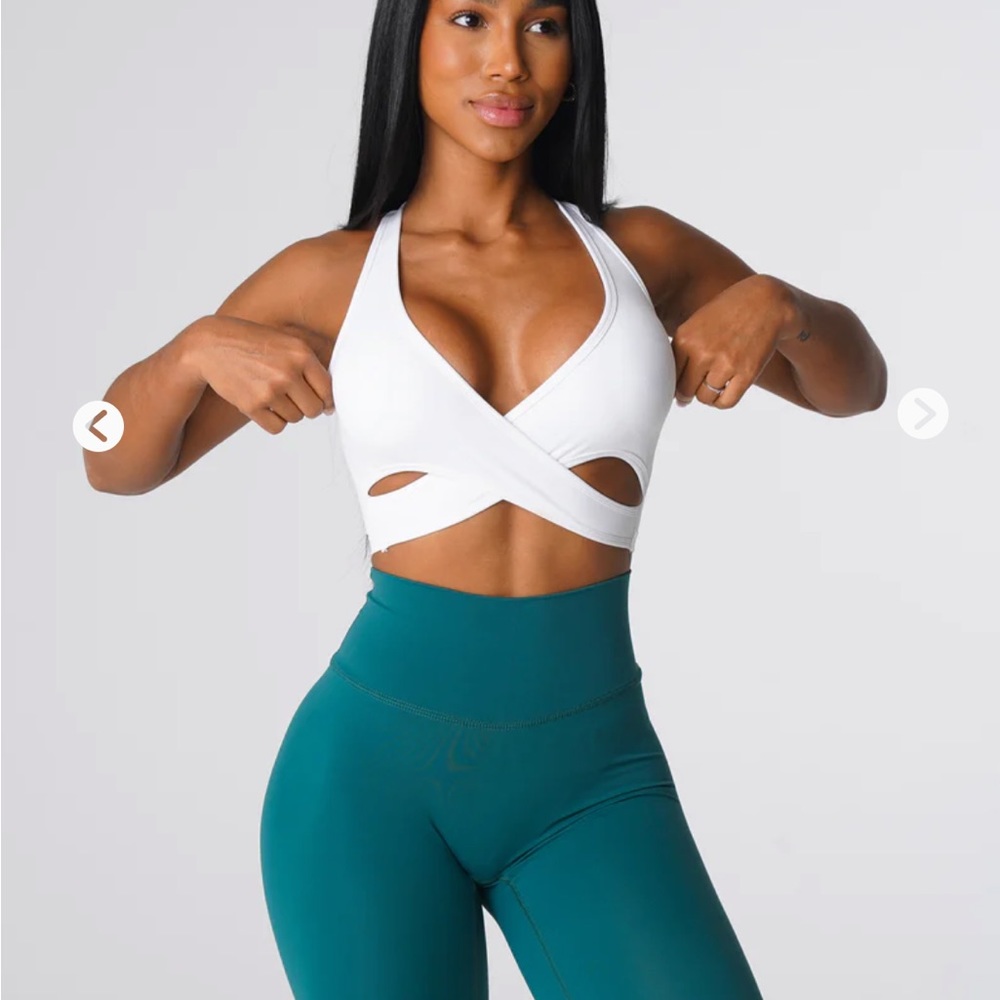 NVGTN Radiance white small sports bra